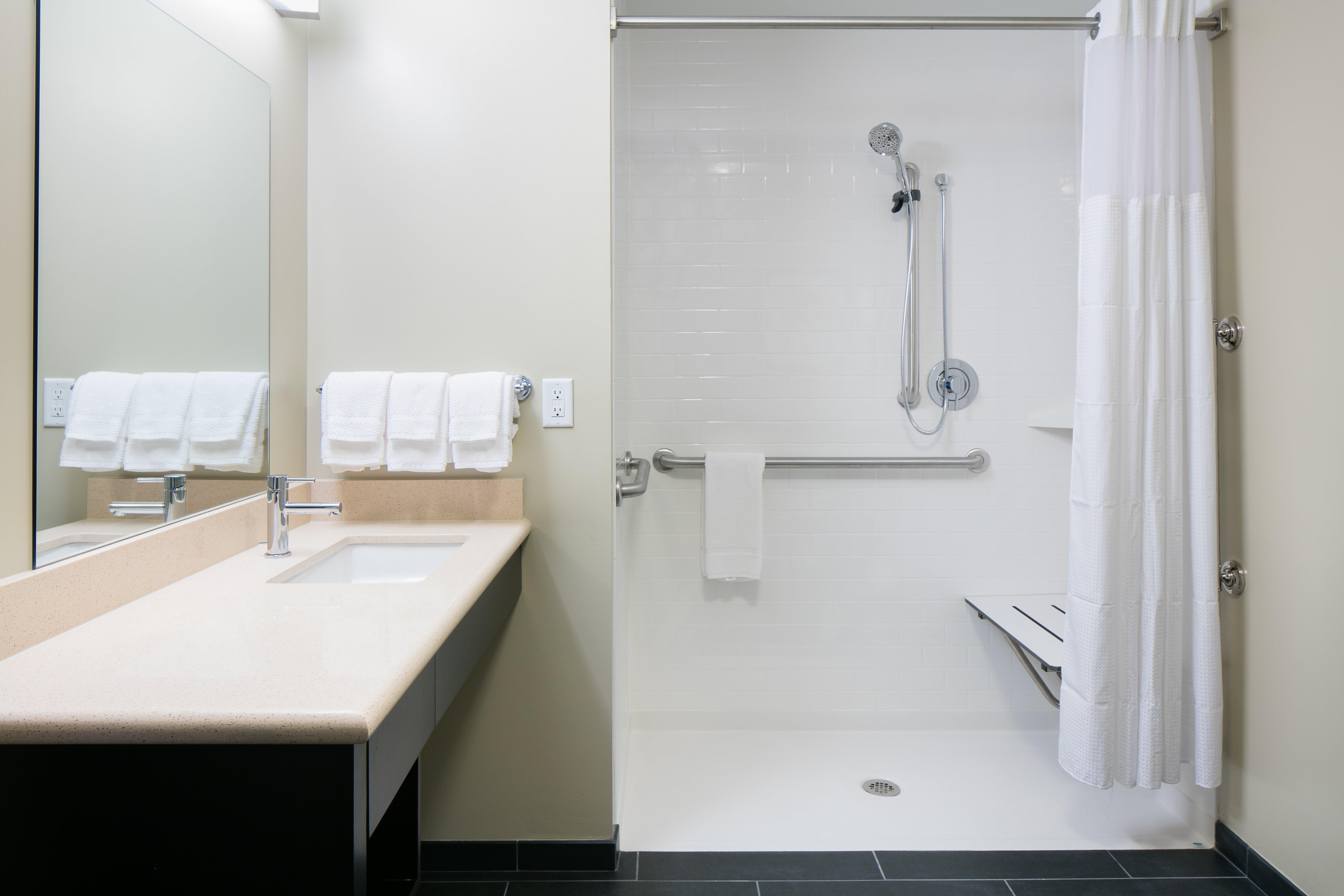 Staybridge Suites Des Moines Downtown By Ihg Екстериор снимка