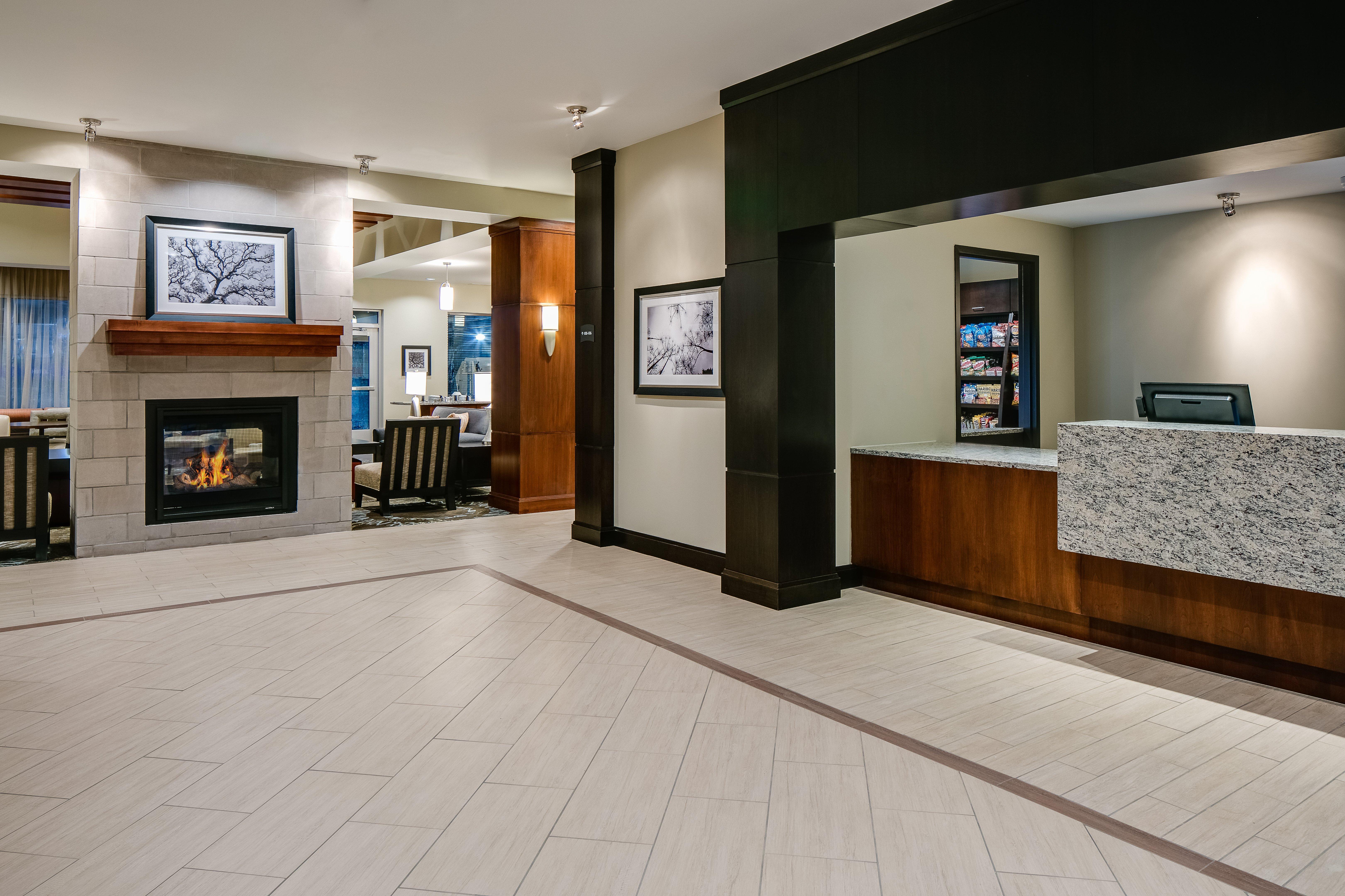 Staybridge Suites Des Moines Downtown By Ihg Екстериор снимка