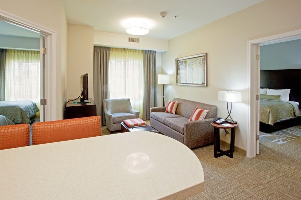 Staybridge Suites Des Moines Downtown By Ihg Екстериор снимка